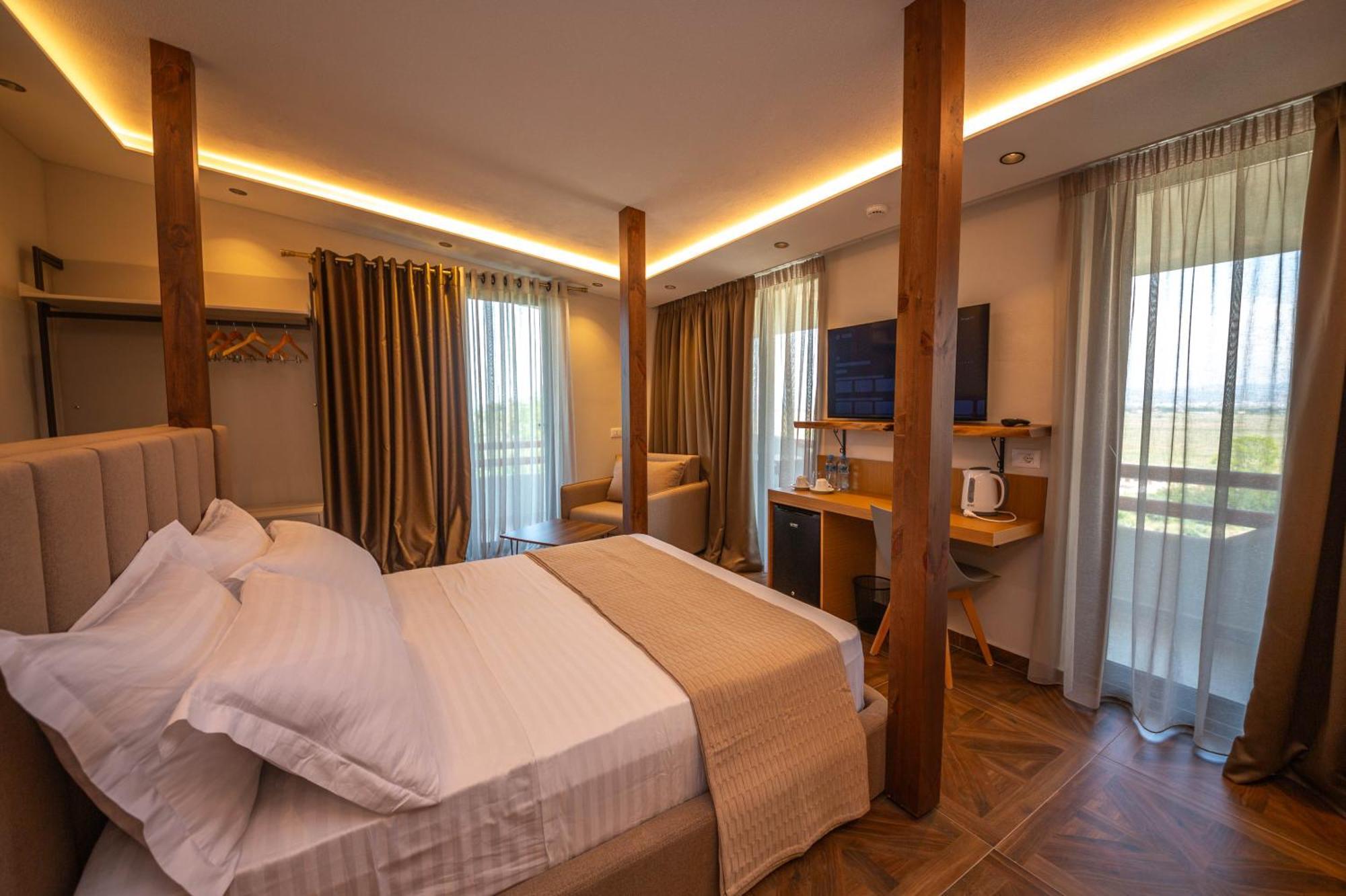Emara Boutique Hotel Kavaje Eksteriør bilde